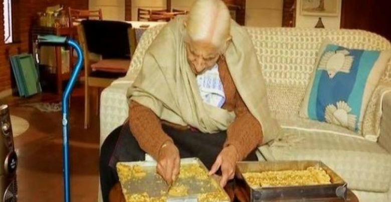 94 की उम्र में इस दादी ने शुरू किया स्टार्टअप और बन गई आत्मनिर्भर