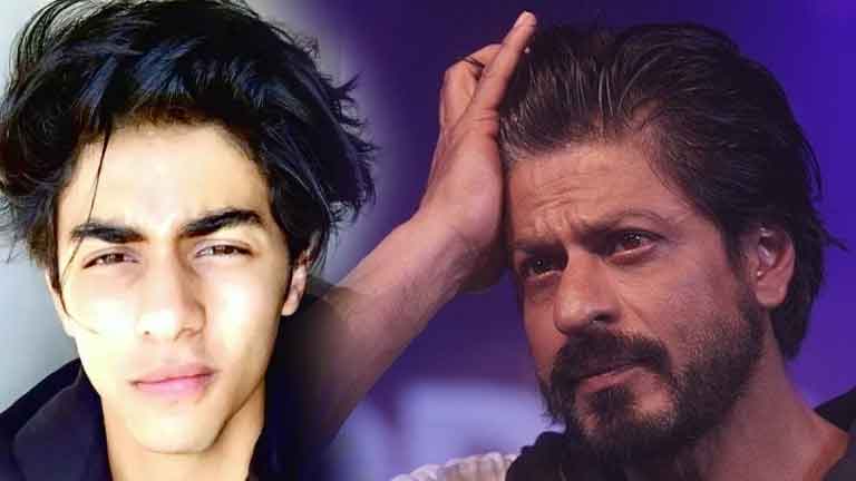 Shahrukh-faced-a-loss-of-4-crore-rupees-because-of-his-son-Aryan