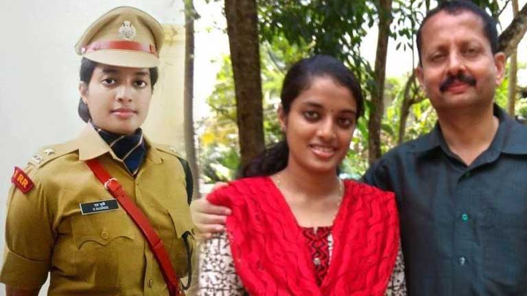 Sushree-became-an-IPS-at-the-age-of-22