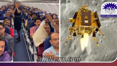 the pilot announced the landing of Chandrayaan-3 In a different way